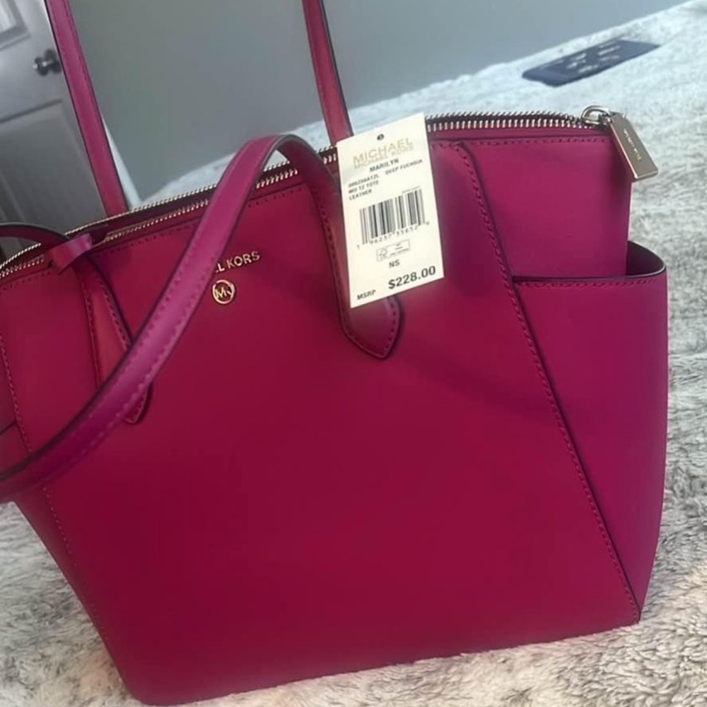 Michael Kors purse